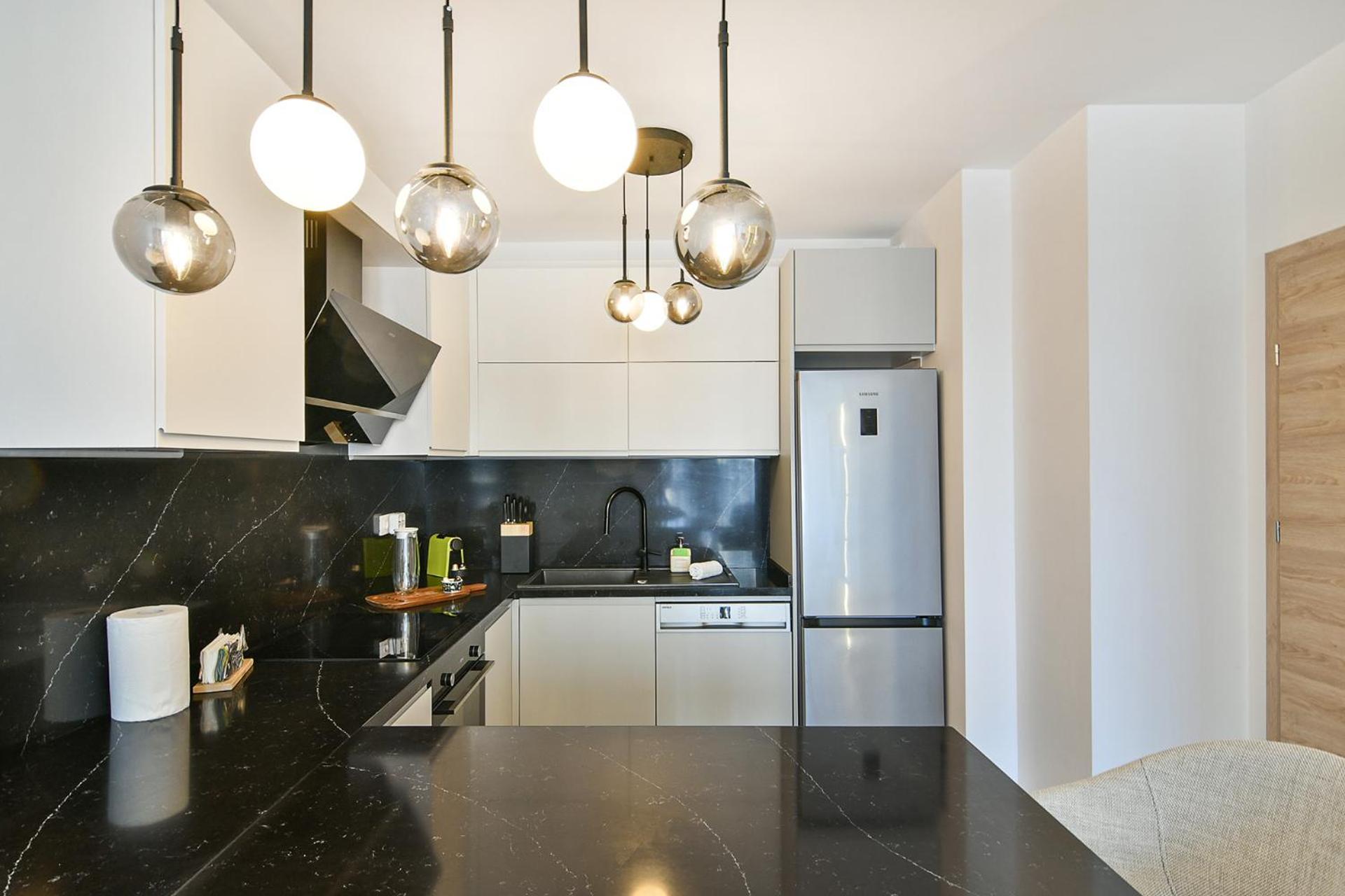 Super Luxury Flat For 2 In Deluxe Azur Апартамент *